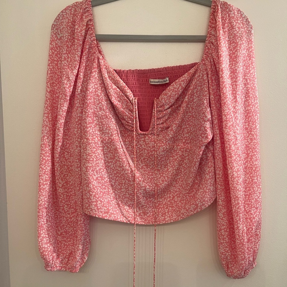 Women’s Abercrombie Top